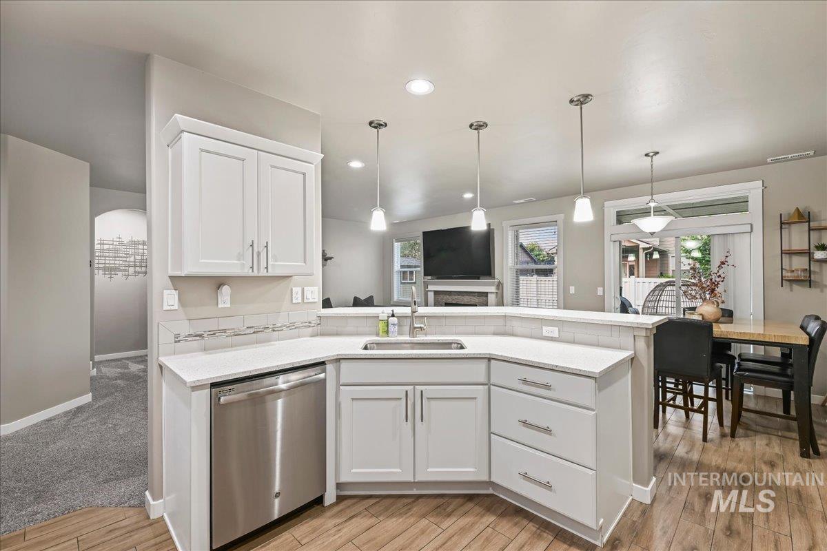 3758 S El Rio Ave, Boise, Idaho 83709, 3 Bedrooms, 2 Bathrooms, Residential For Sale, Price $485,000, 98997384