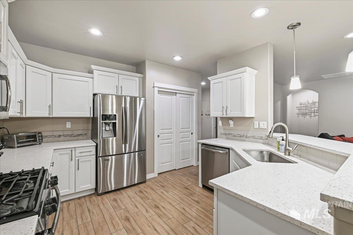 3758 S El Rio Ave, Boise, Idaho 83709, 3 Bedrooms, 2 Bathrooms, Residential For Sale, Price $485,000, 98997384