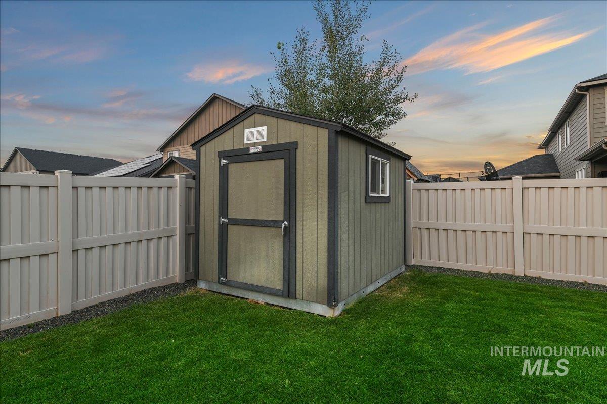 3758 S El Rio Ave, Boise, Idaho 83709, 3 Bedrooms, 2 Bathrooms, Residential For Sale, Price $485,000, 98997384
