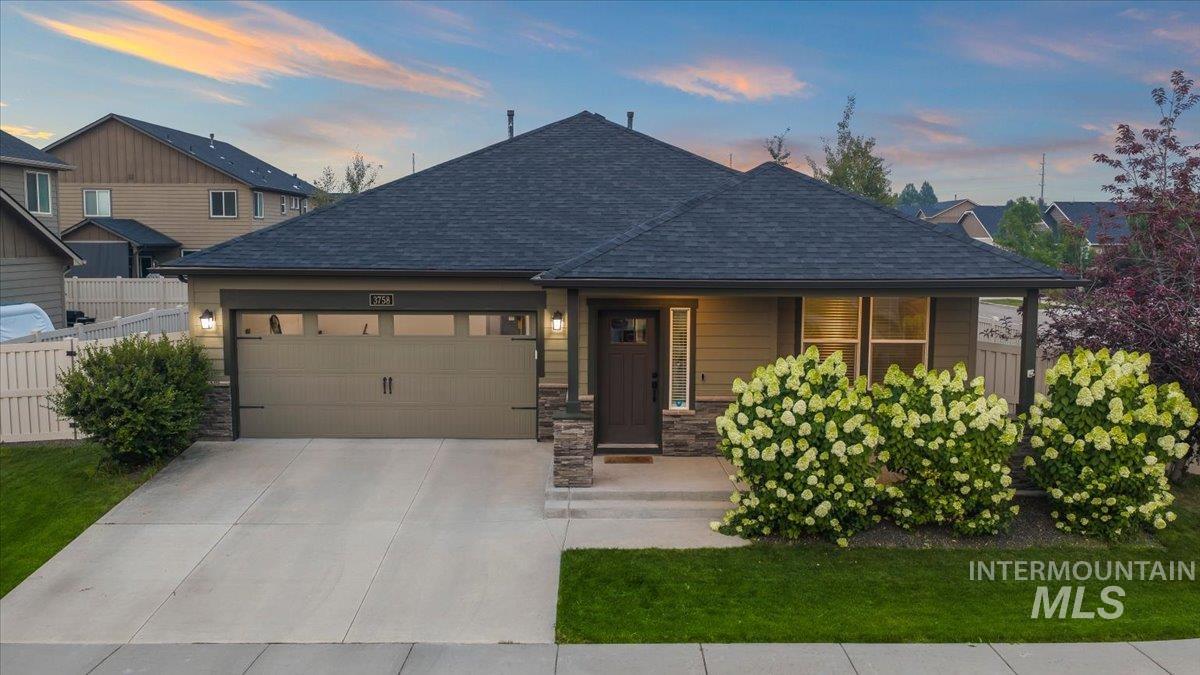 3758 S El Rio Ave, Boise, Idaho 83709, 3 Bedrooms, 2 Bathrooms, Residential For Sale, Price $485,000, 98997384
