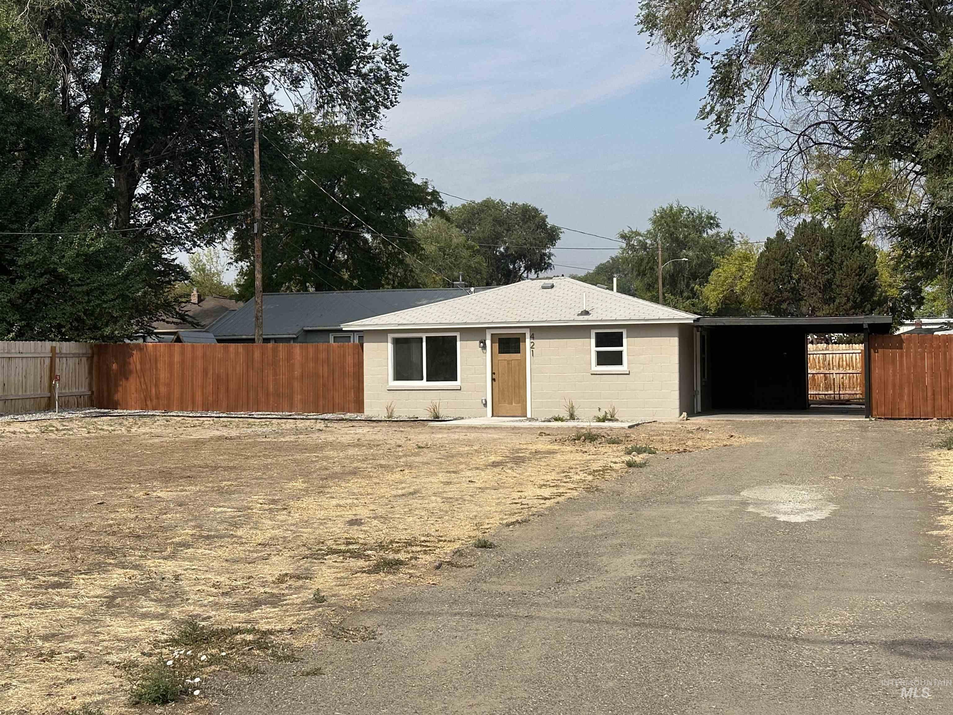 421 Elm St N, Twin Falls, Idaho 83301, 2 Bedrooms, 1 Bathroom, Residential For Sale, Price $259,900, 98997385