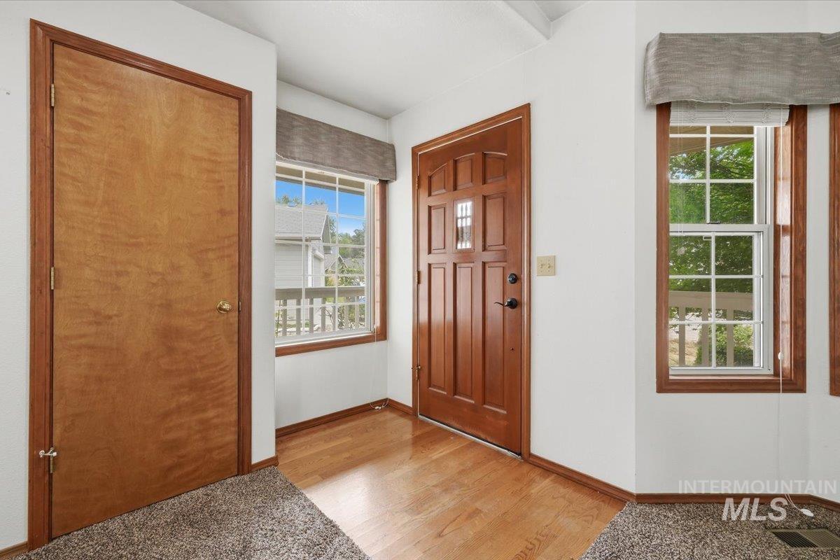 4375 S Timridge Way, Boise, Idaho 83716, 3 Bedrooms, 2 Bathrooms, Residential For Sale, Price $435,000, 98997387