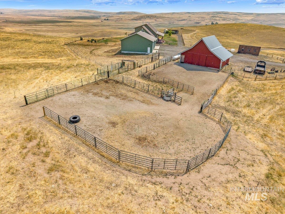 2876 Farm To Market Rd, Midvale, Idaho 83645, 5 Bedrooms, 3 Bathrooms, Residential For Sale, Price $1,475,000, 98997389