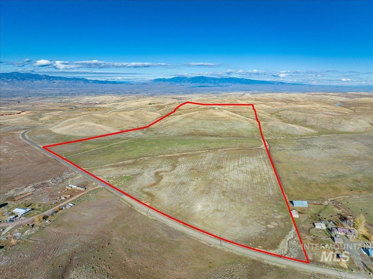 2876 Farm To Market Rd, Midvale, Idaho 83645, 5 Bedrooms, 3 Bathrooms, Farm & Ranch For Sale, Price $1,475,000,MLS 98997390