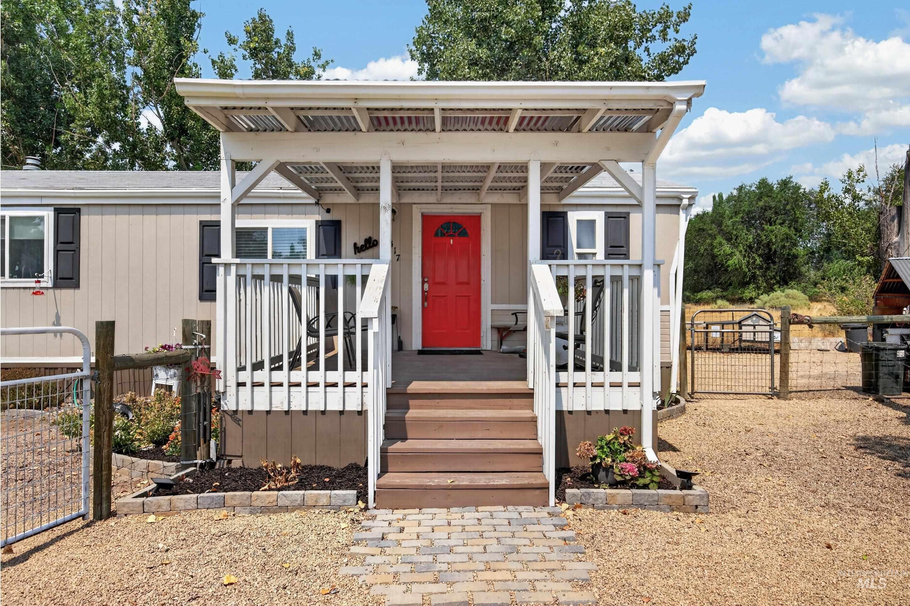 7417 Map Rock Rd, Caldwell, Idaho 83607, 2 Bedrooms, 2 Bathrooms, Residential For Sale, Price $275,000,MLS 98997391
