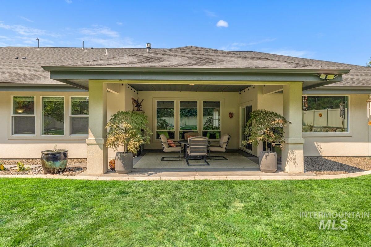 8858 S Fuego, Kuna, Idaho 83634, 4 Bedrooms, 3.5 Bathrooms, Residential For Sale, Price $995,900,MLS 98997393