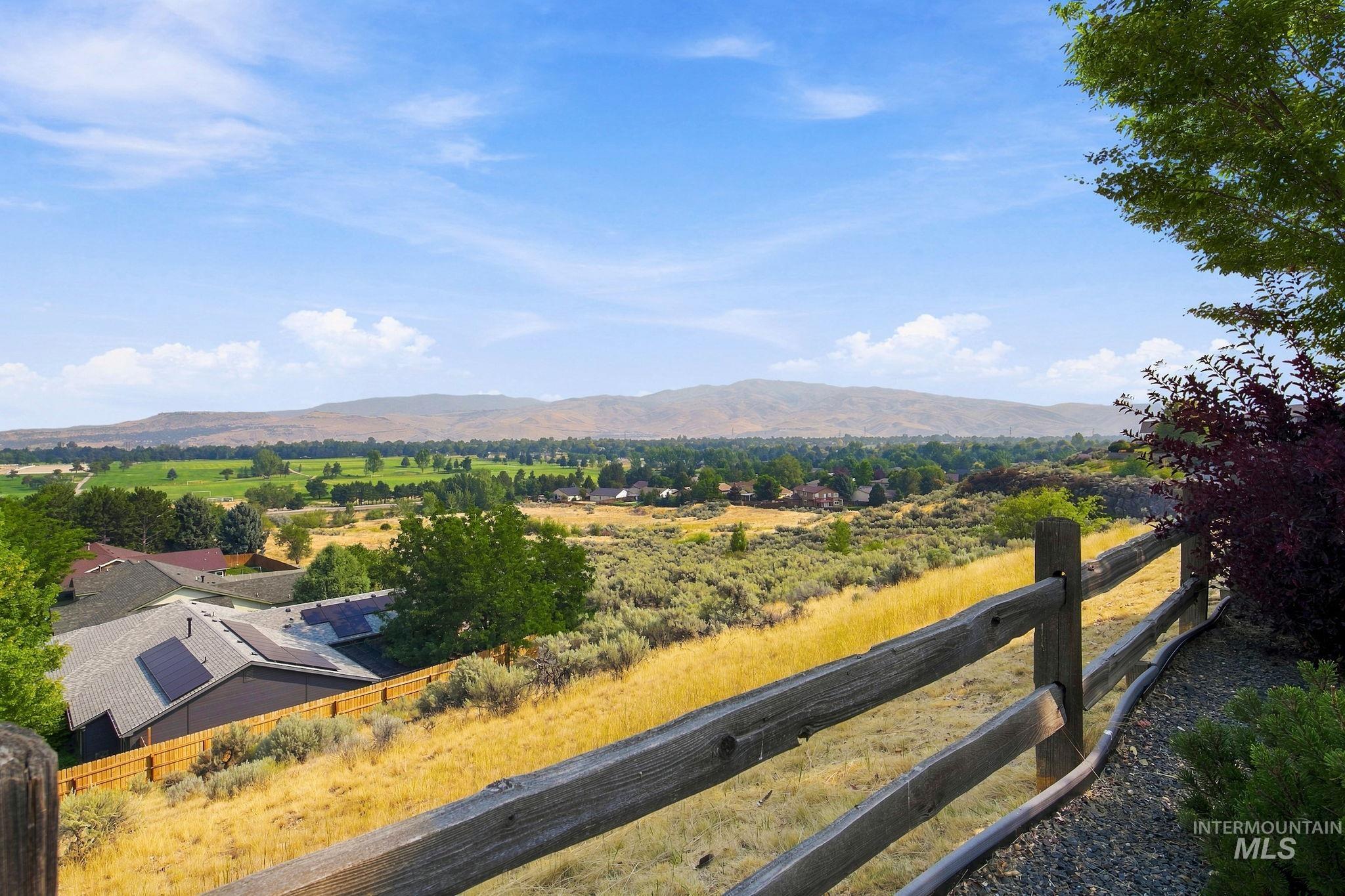 2948 E Heartleaf Ln, Boise, Idaho 83716, 3 Bedrooms, 3 Bathrooms, Residential For Sale, Price $814,900,MLS 98997394