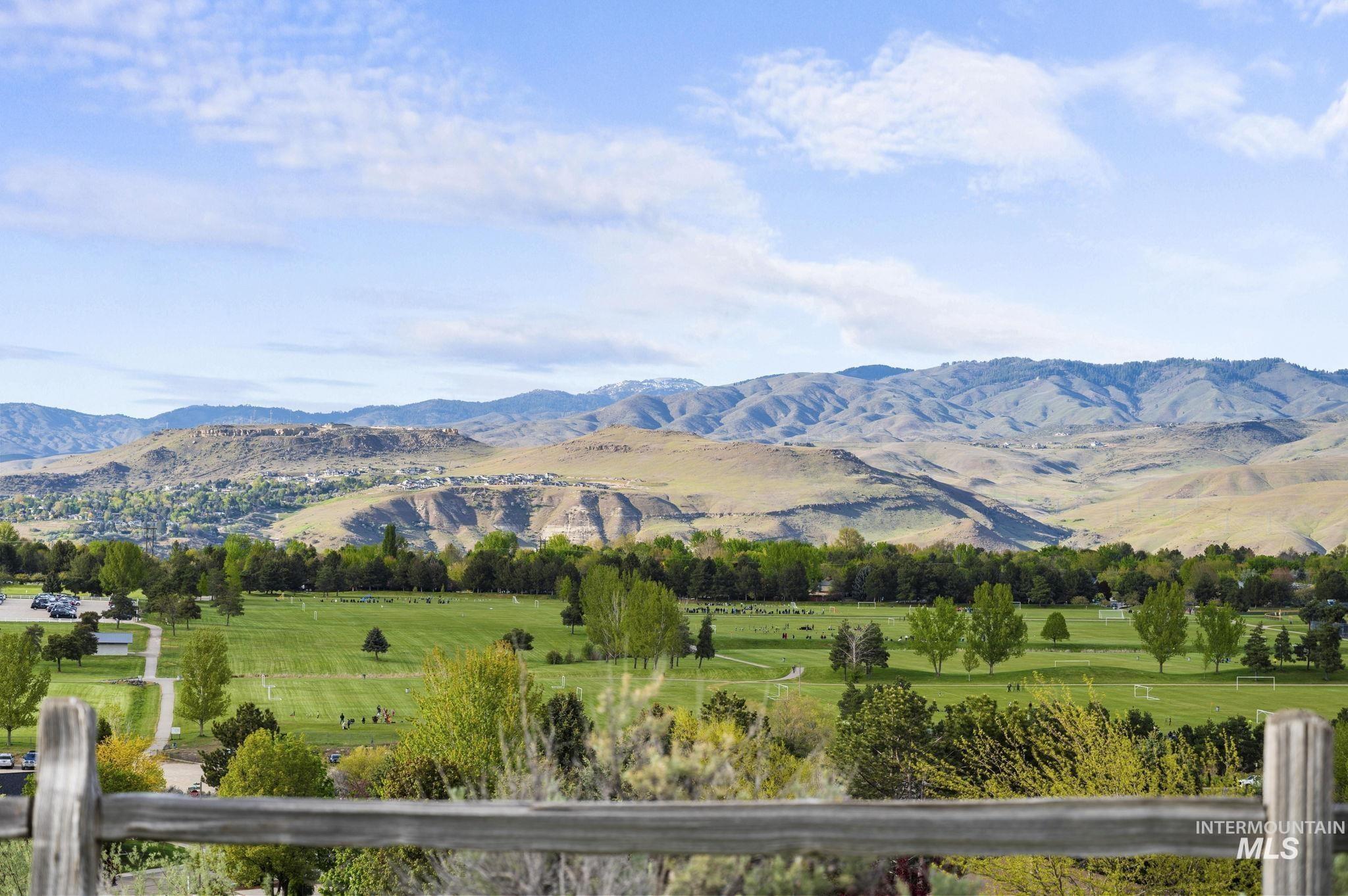 2948 E Heartleaf Ln, Boise, Idaho 83716, 3 Bedrooms, 3 Bathrooms, Residential For Sale, Price $814,900,MLS 98997394