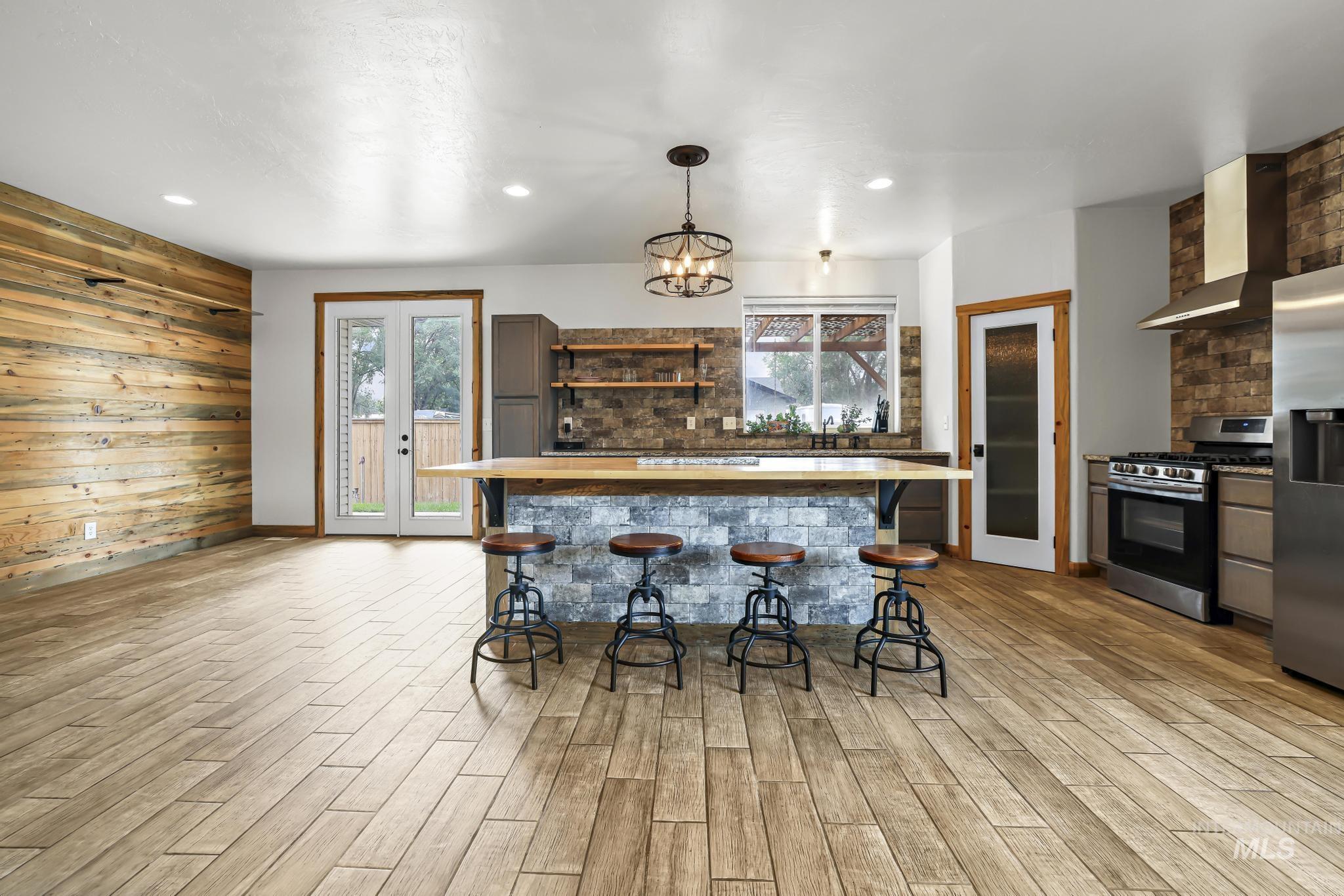 517 2nd Ave. W., Wendell, Idaho 83355, 3 Bedrooms, 2 Bathrooms, Residential For Sale, Price $399,900, 98997396