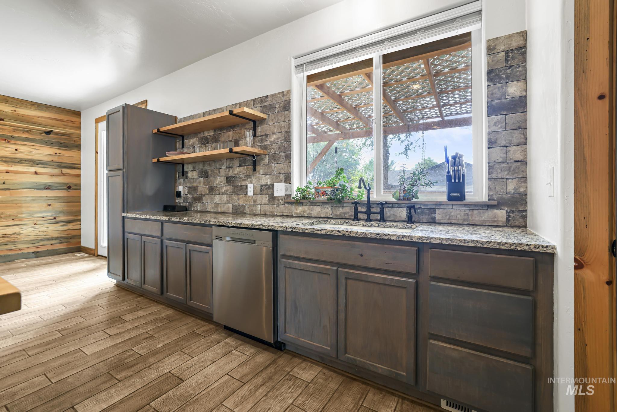 517 2nd Ave. W., Wendell, Idaho 83355, 3 Bedrooms, 2 Bathrooms, Residential For Sale, Price $399,900, 98997396