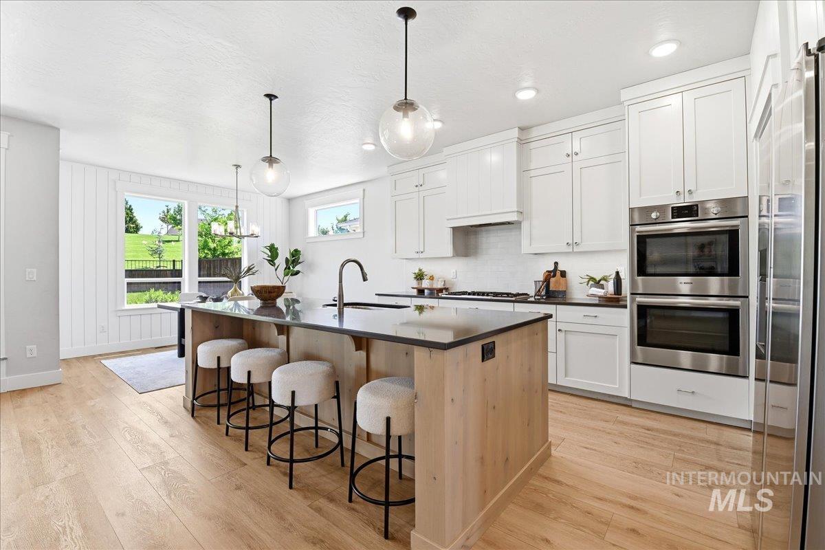 2374 S Pelion Way, Nampa, Idaho 83686, 4 Bedrooms, 2.5 Bathrooms, Residential For Sale, Price $754,900,MLS 98997397