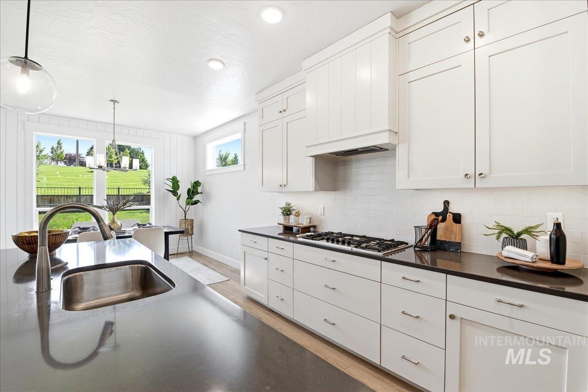 2374 S Pelion Way, Nampa, Idaho 83686, 4 Bedrooms, 2.5 Bathrooms, Residential For Sale, Price $754,900,MLS 98997397