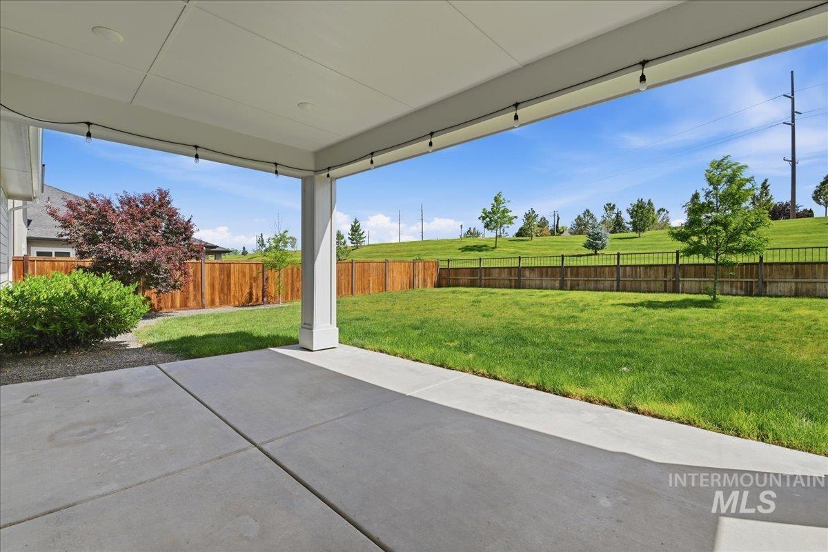 2374 S Pelion Way, Nampa, Idaho 83686, 4 Bedrooms, 2.5 Bathrooms, Residential For Sale, Price $754,900,MLS 98997397