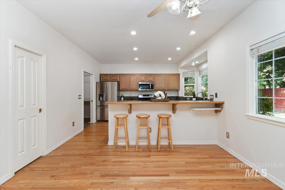 1213 N Faldo Way, Eagle, Idaho 83616, 3 Bedrooms, 2 Bathrooms, Residential For Sale, Price $565,000,MLS 98997398