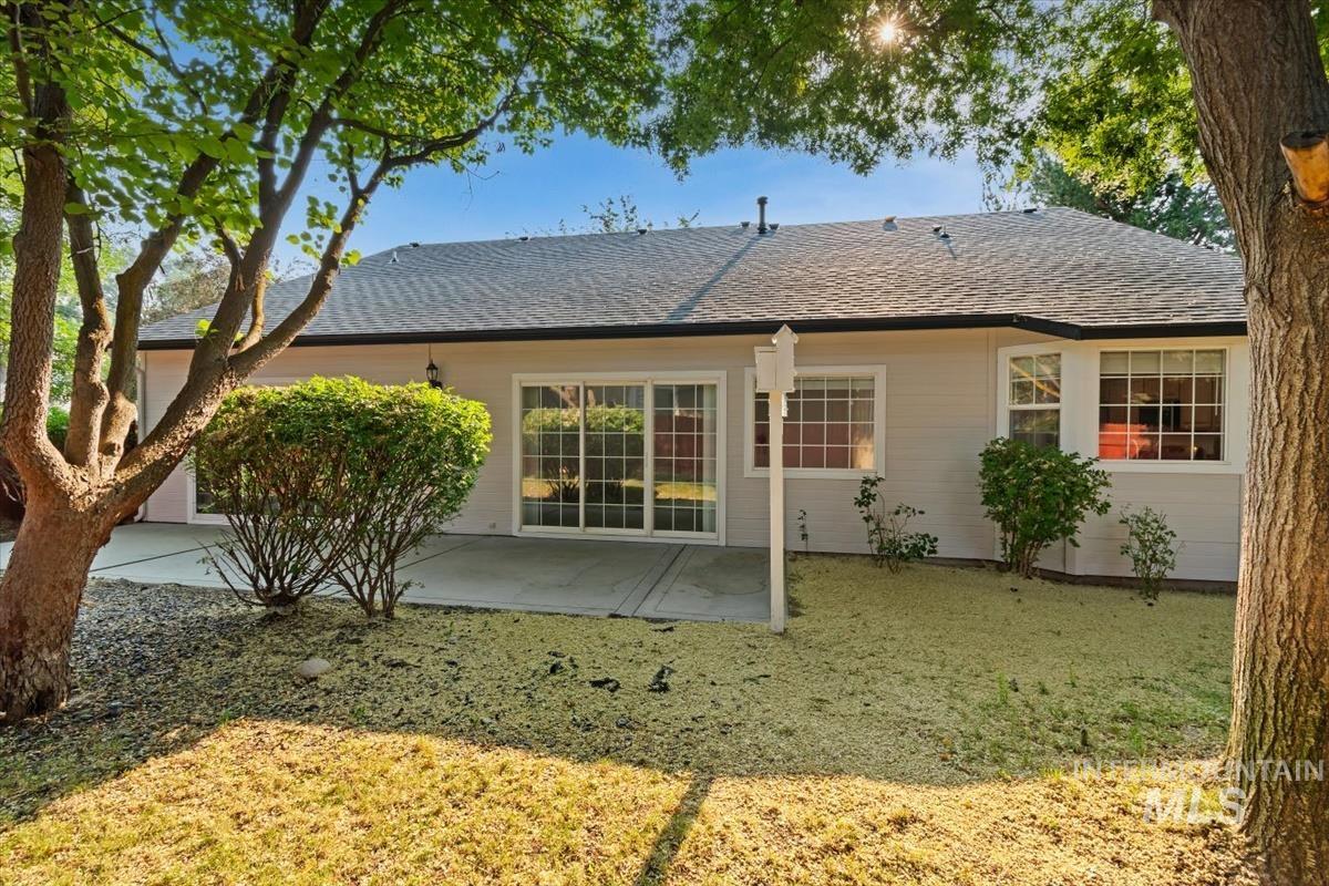 1213 N Faldo Way, Eagle, Idaho 83616, 3 Bedrooms, 2 Bathrooms, Residential For Sale, Price $565,000,MLS 98997398