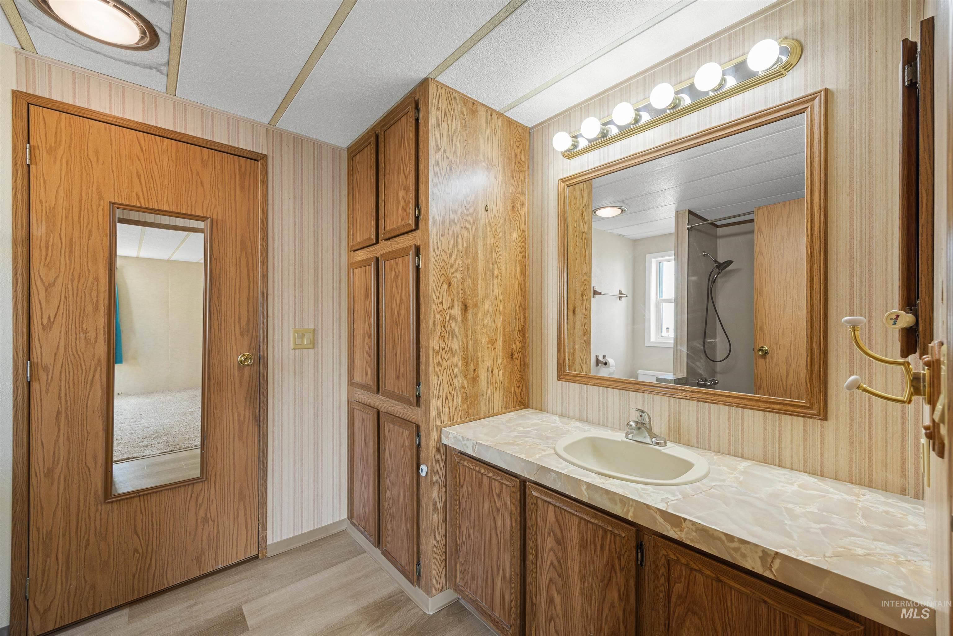 2205 E Linden St #6, Caldwell, Idaho 83605, 3 Bedrooms, 2 Bathrooms, Residential For Sale, Price $97,000,MLS 98997402