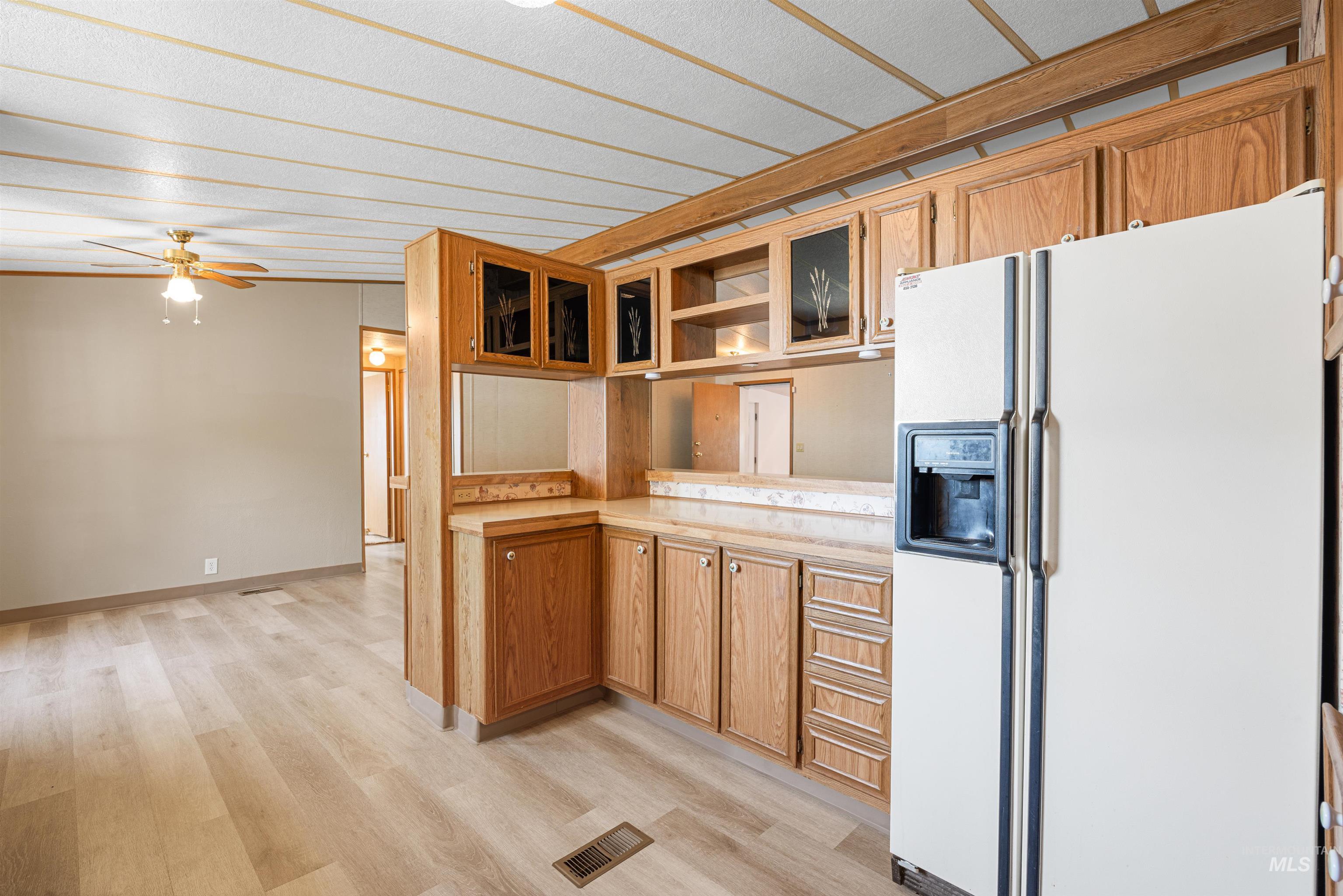 2205 E Linden St #6, Caldwell, Idaho 83605, 3 Bedrooms, 2 Bathrooms, Residential For Sale, Price $97,000,MLS 98997402