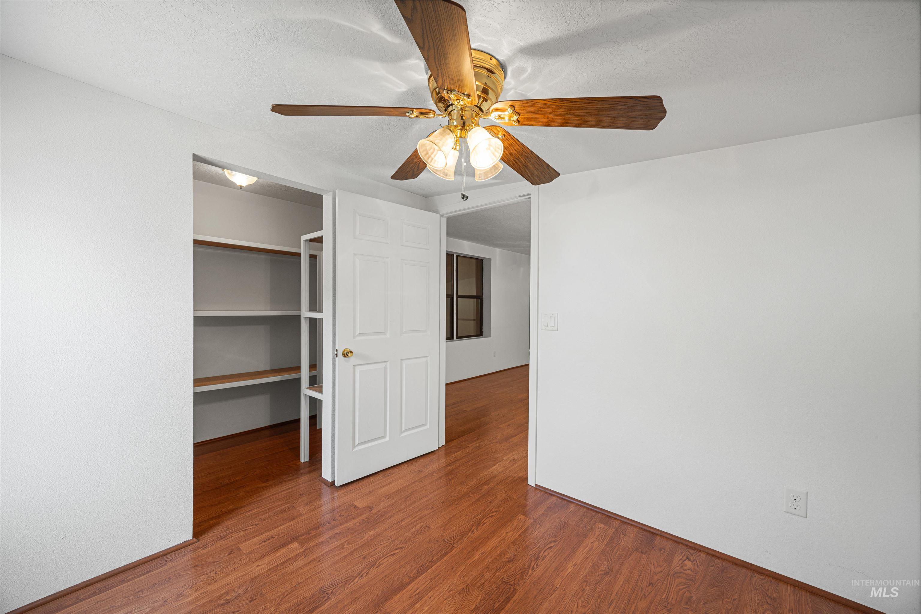 2205 E Linden St #6, Caldwell, Idaho 83605, 3 Bedrooms, 2 Bathrooms, Residential For Sale, Price $97,000,MLS 98997402