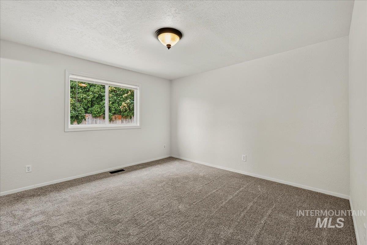 73 N Boise, Nampa, Idaho 83651, 3 Bedrooms, 1.5 Bathrooms, Residential For Sale, Price $349,900,MLS 98997405