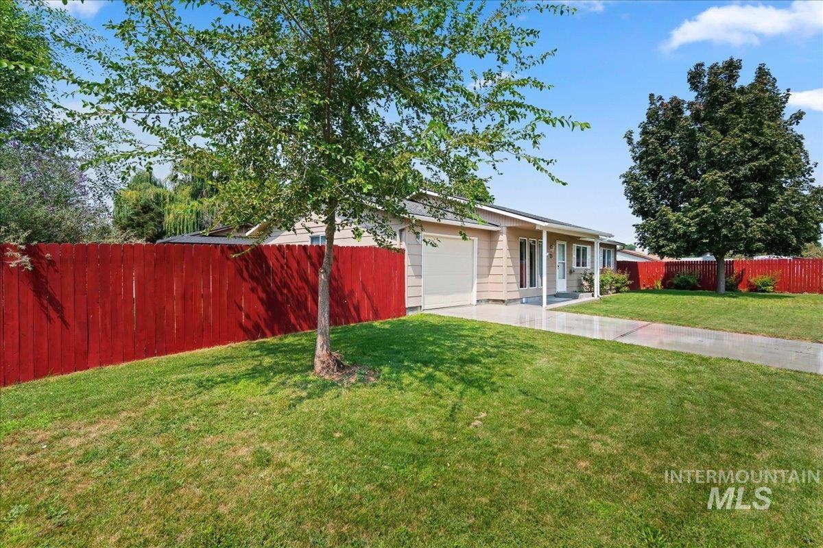 73 N Boise, Nampa, Idaho 83651, 3 Bedrooms, 1.5 Bathrooms, Residential For Sale, Price $349,900,MLS 98997405