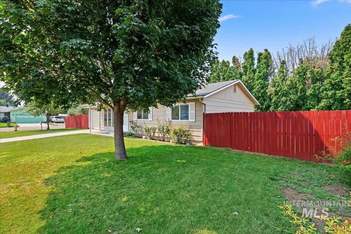 73 N Boise, Nampa, Idaho 83651, 3 Bedrooms, 1.5 Bathrooms, Residential For Sale, Price $349,900,MLS 98997405