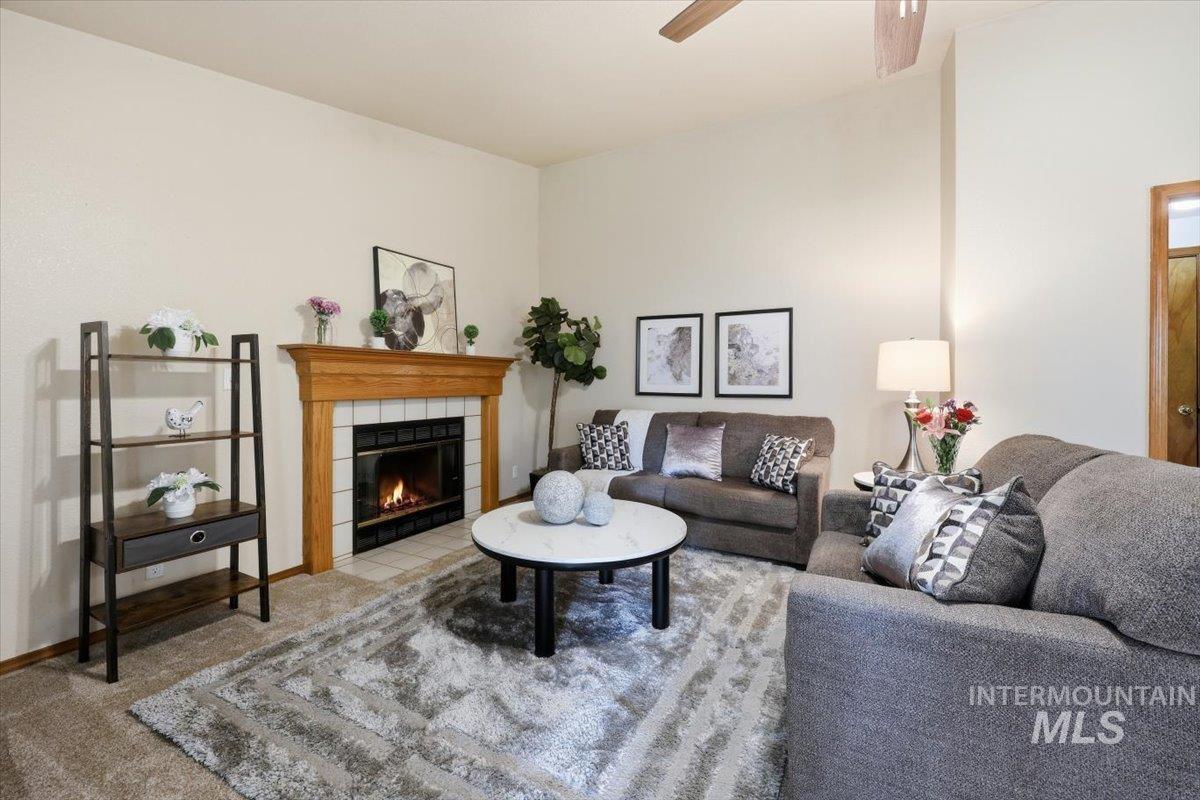 2051 N Applewood Pl, Meridian, Idaho 83646, 3 Bedrooms, 2 Bathrooms, Residential For Sale, Price $464,000, 98997406