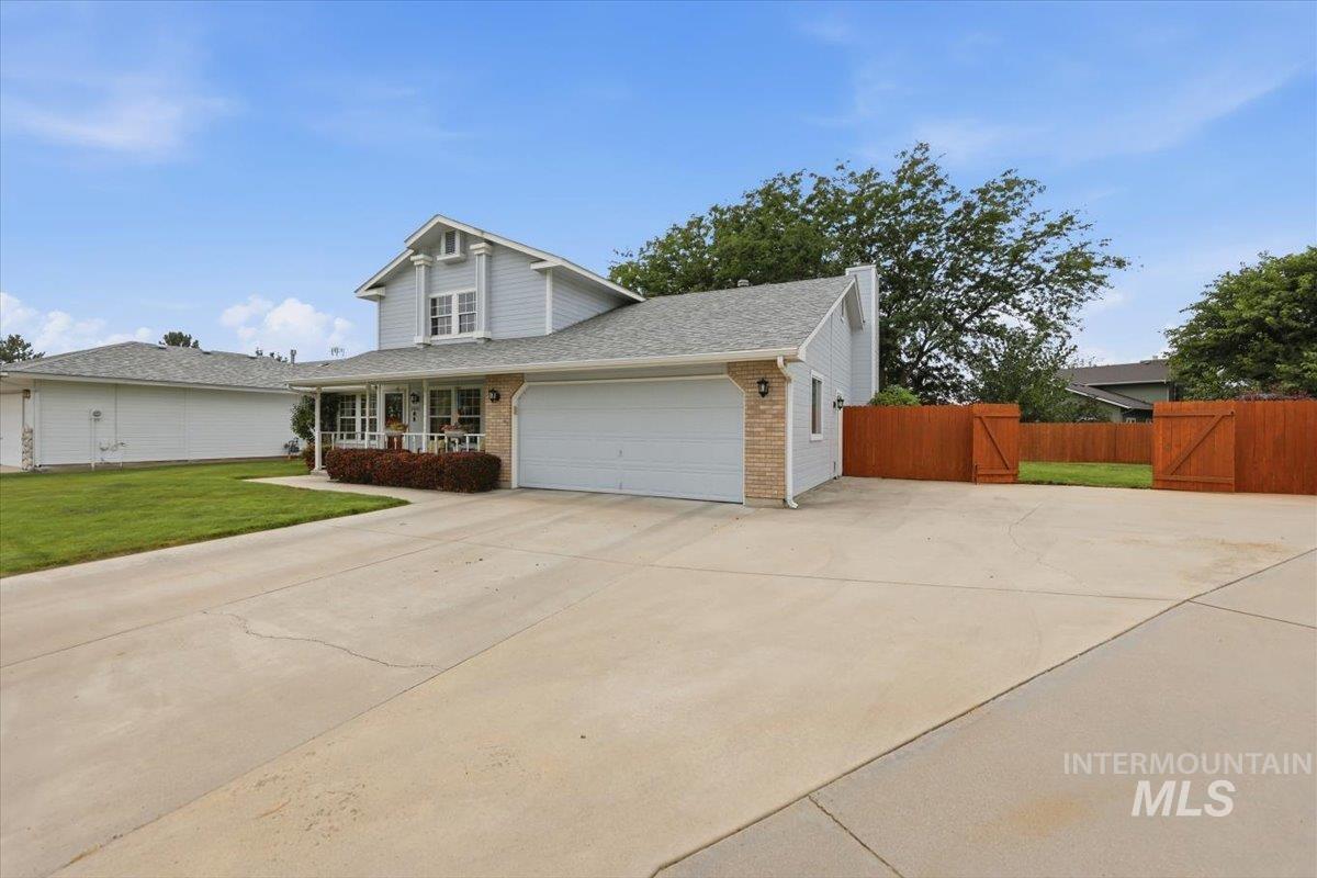 2051 N Applewood Pl, Meridian, Idaho 83646, 3 Bedrooms, 2 Bathrooms, Residential For Sale, Price $464,000, 98997406