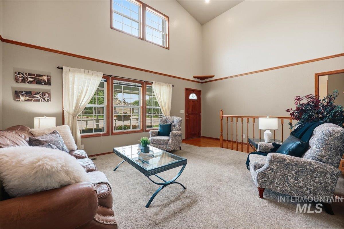 2051 N Applewood Pl, Meridian, Idaho 83646, 3 Bedrooms, 2 Bathrooms, Residential For Sale, Price $464,000, 98997406