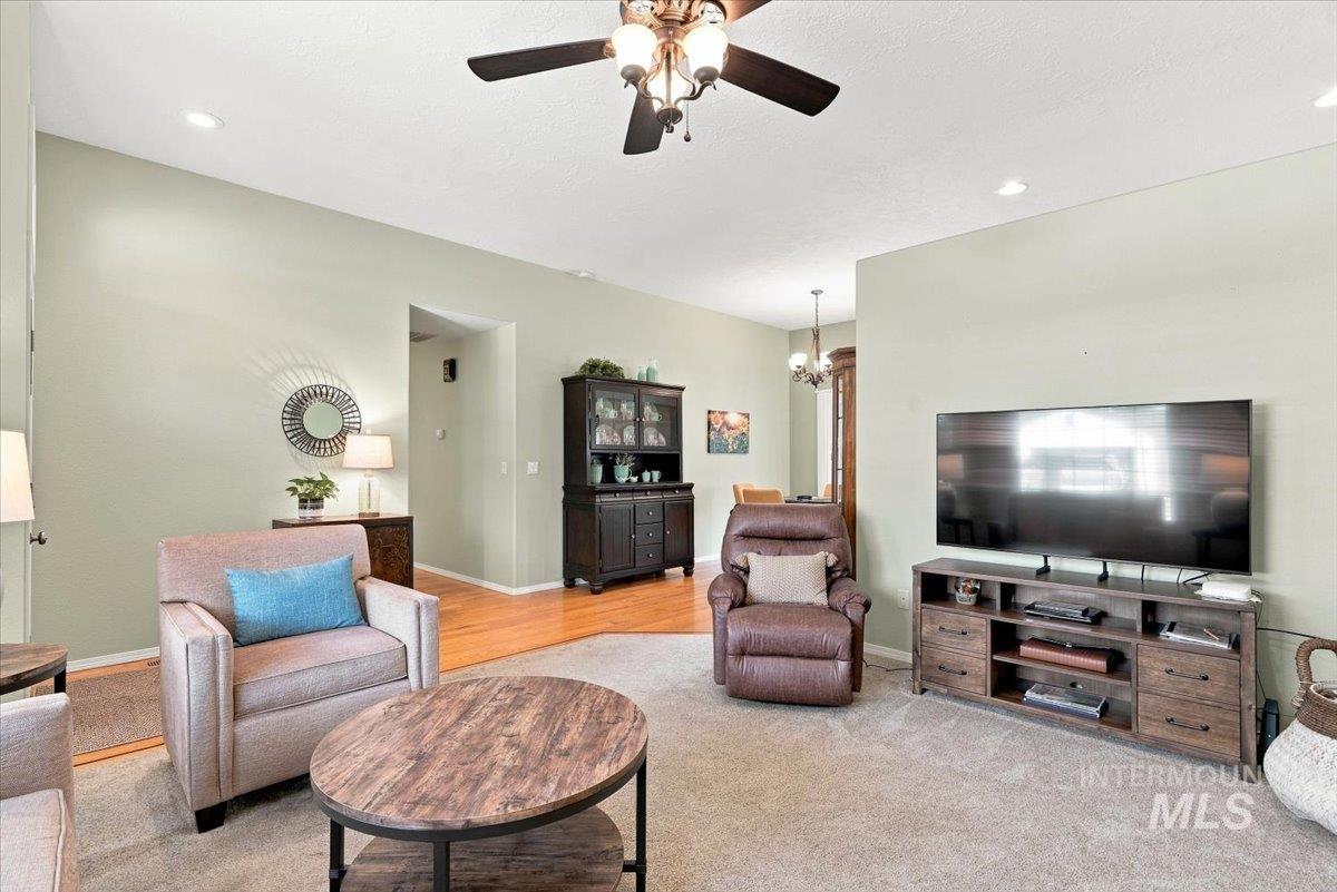 2286 N Wingate Pl, Meridian, Idaho 83646, 3 Bedrooms, 2 Bathrooms, Residential For Sale, Price $430,000, 98997408