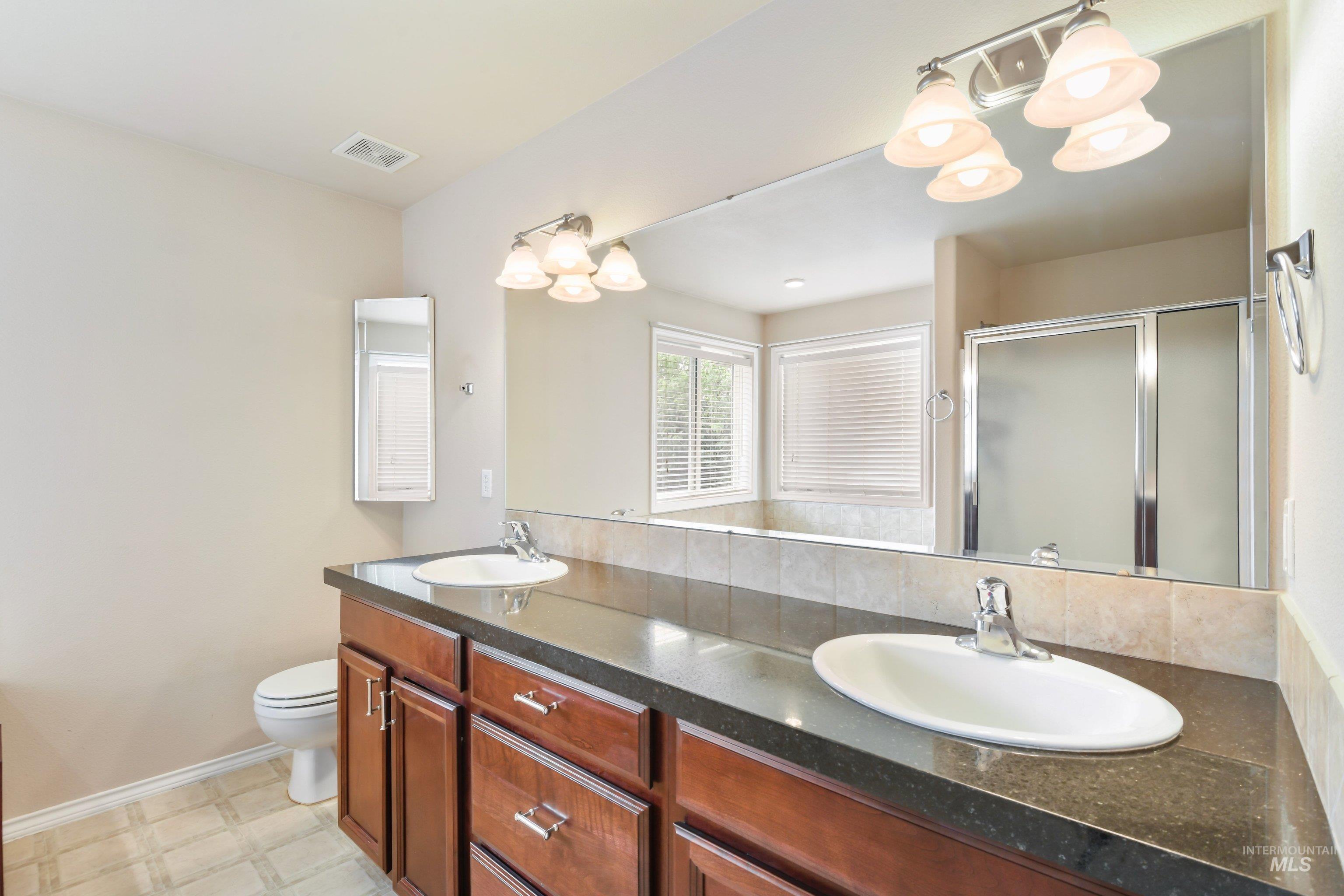 1215 W Eagle Avenue, Nampa, Idaho 83651, 4 Bedrooms, 2.5 Bathrooms, Residential For Sale, Price $429,900, 98997409