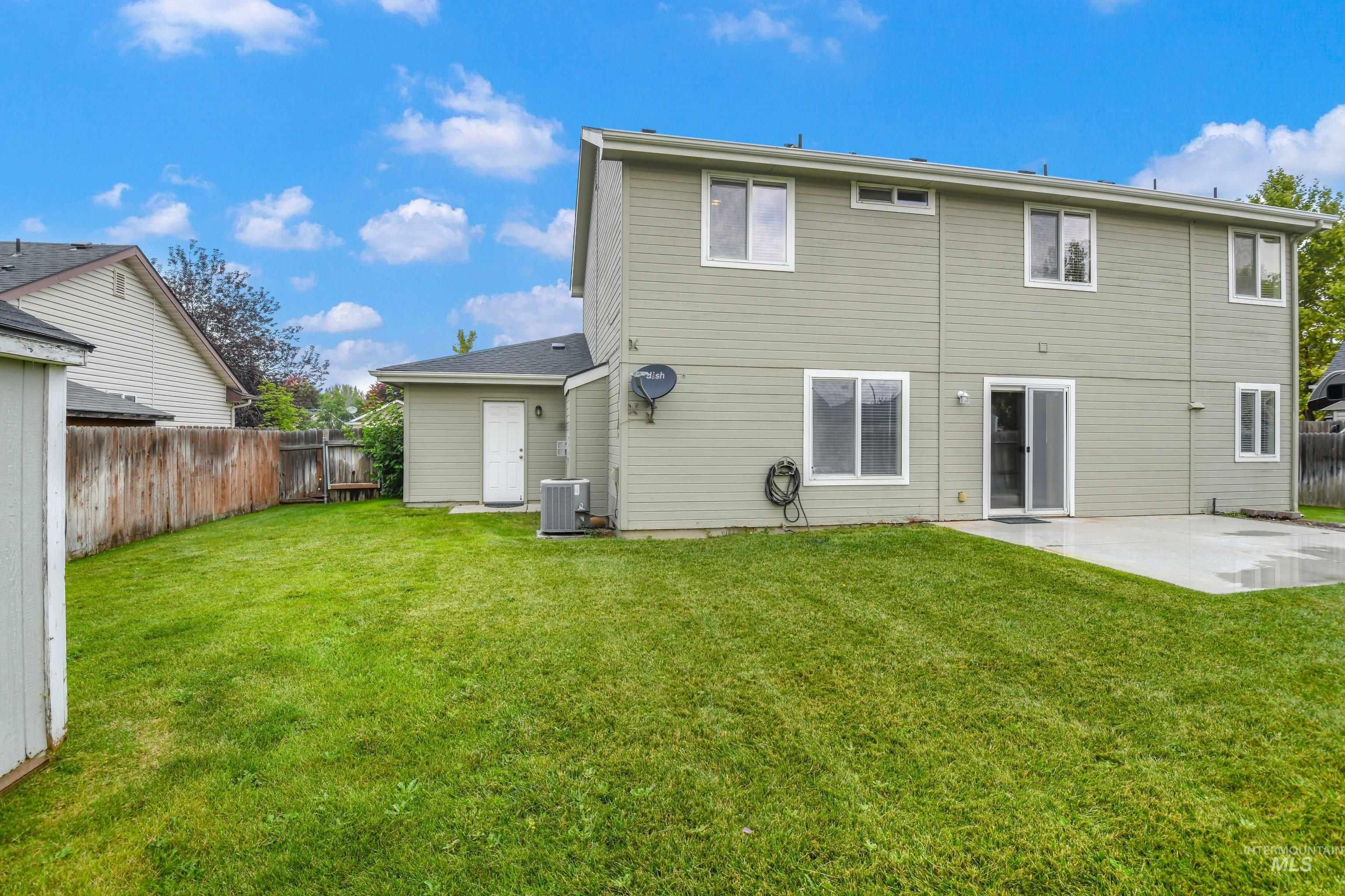 1215 W Eagle Avenue, Nampa, Idaho 83651, 4 Bedrooms, 2.5 Bathrooms, Residential For Sale, Price $429,900, 98997409