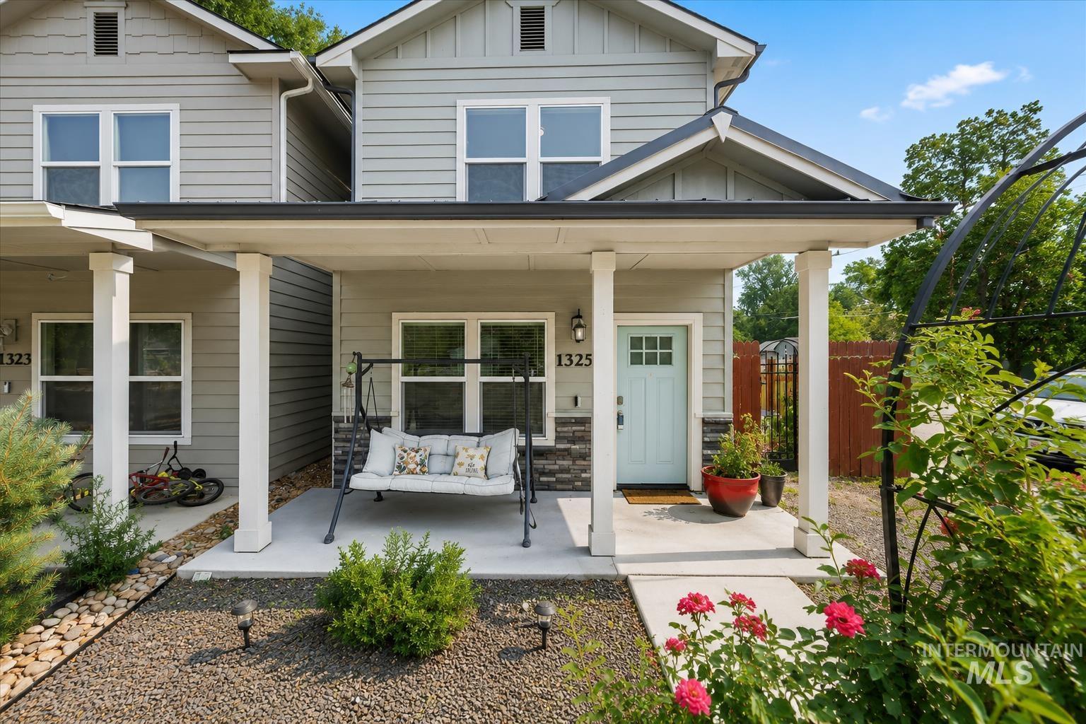 1325 Albany St, Caldwell, Idaho 83605, 3 Bedrooms, 2.5 Bathrooms, Residential For Sale, Price $344,999, 98997410