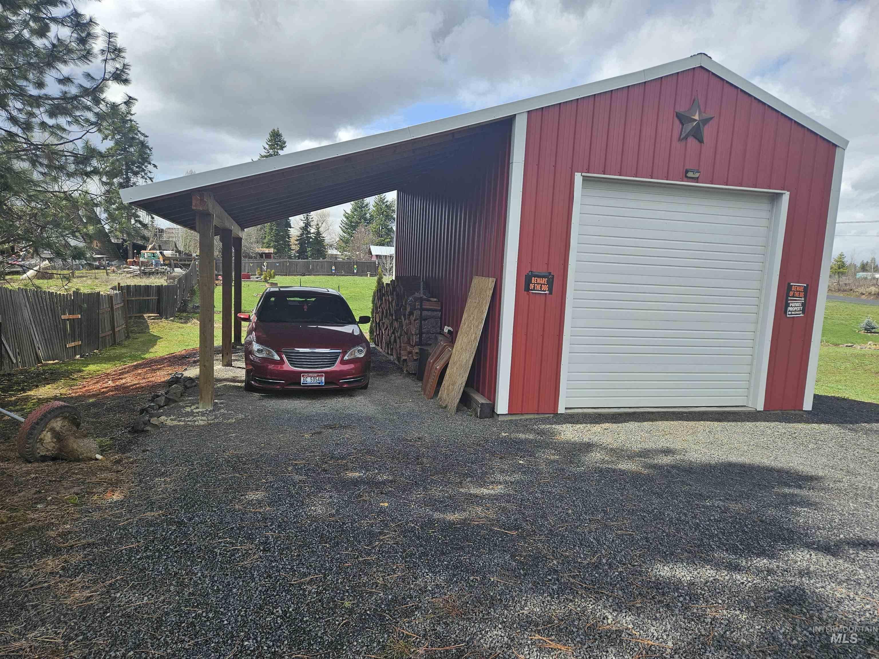 560 Pleasant Acres, Weippe, Idaho 83553, 3 Bedrooms, 1.5 Bathrooms, Residential For Sale, Price $319,000,MLS 98997411