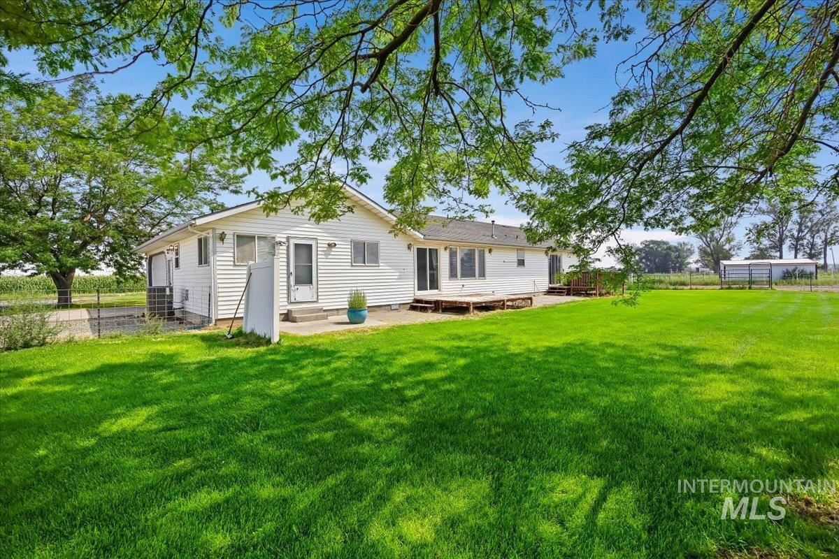 4039 N 1000 East, Buhl, Idaho 83316, 3 Bedrooms, 3 Bathrooms, Residential For Sale, Price $625,000,MLS 98997414