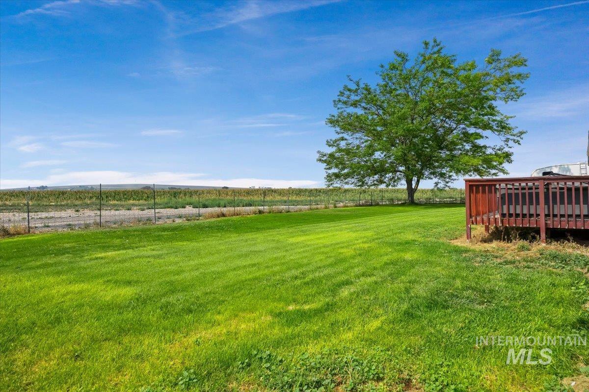 4039 N 1000 East, Buhl, Idaho 83316, 3 Bedrooms, 3 Bathrooms, Residential For Sale, Price $625,000,MLS 98997414