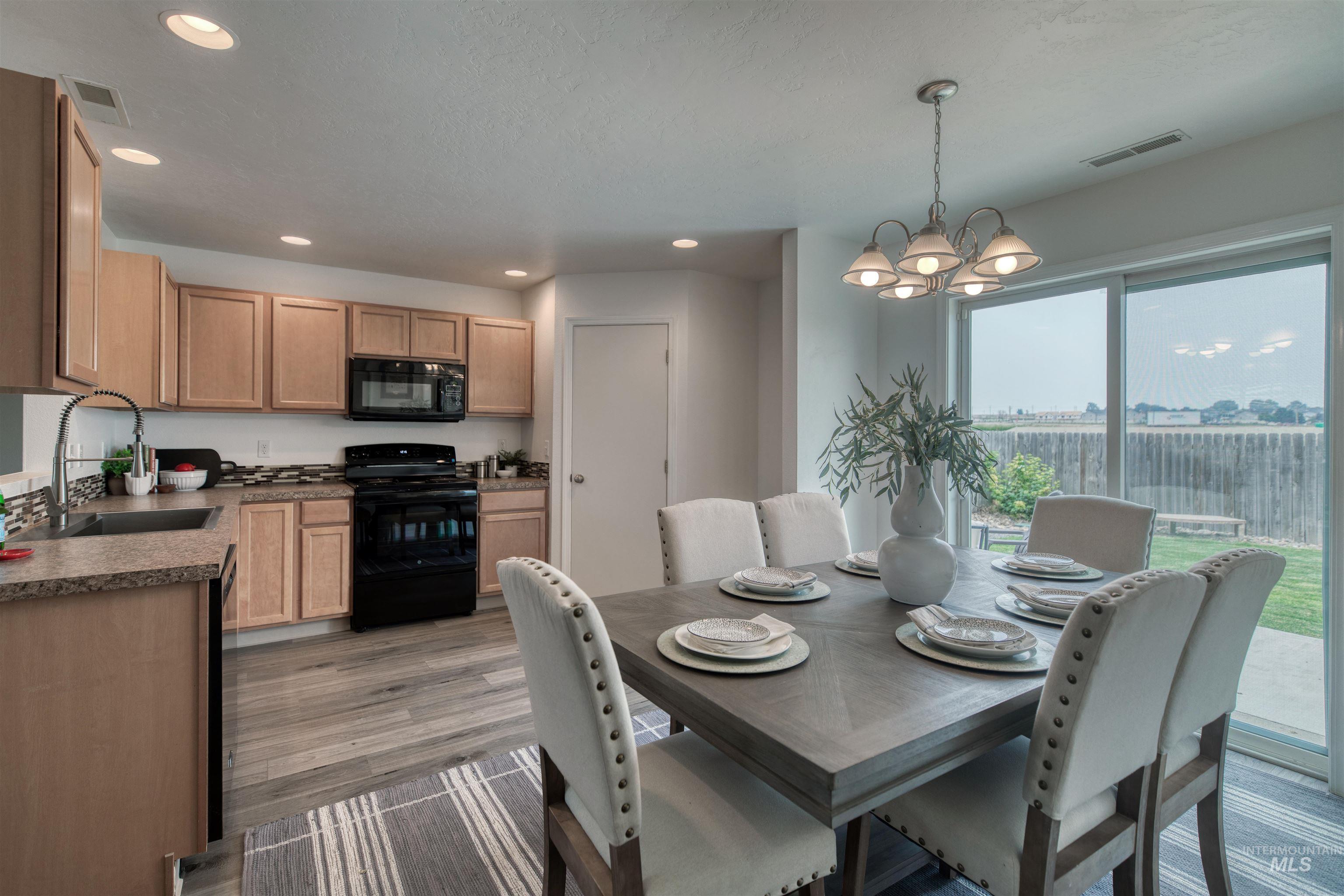 16309 Manatee Ave, Caldwell, Idaho 83607, 4 Bedrooms, 2.5 Bathrooms, Residential For Sale, Price $399,900,MLS 98997417