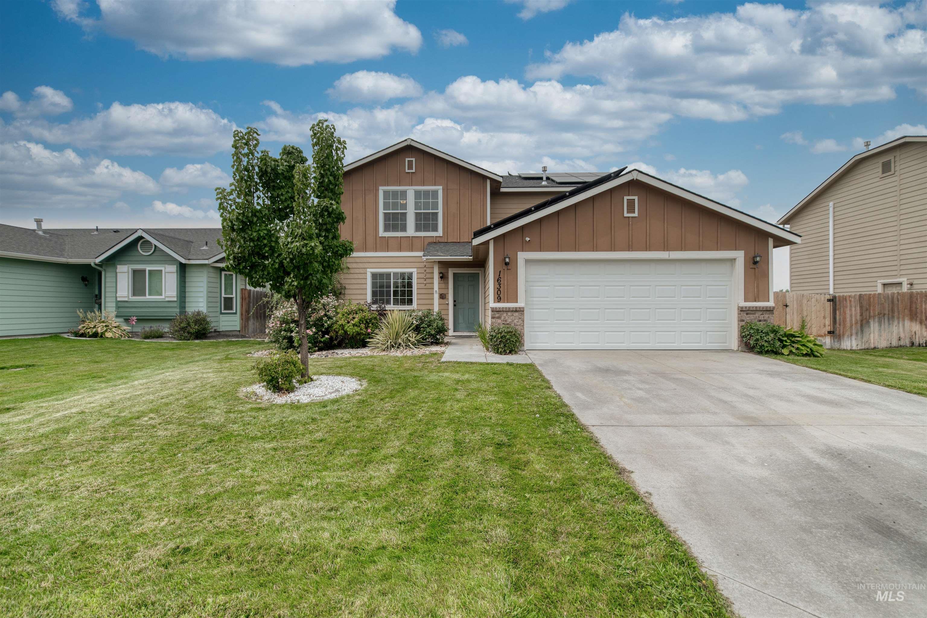 16309 Manatee Ave, Caldwell, Idaho 83607, 4 Bedrooms, 2.5 Bathrooms, Residential For Sale, Price $399,900,MLS 98997417
