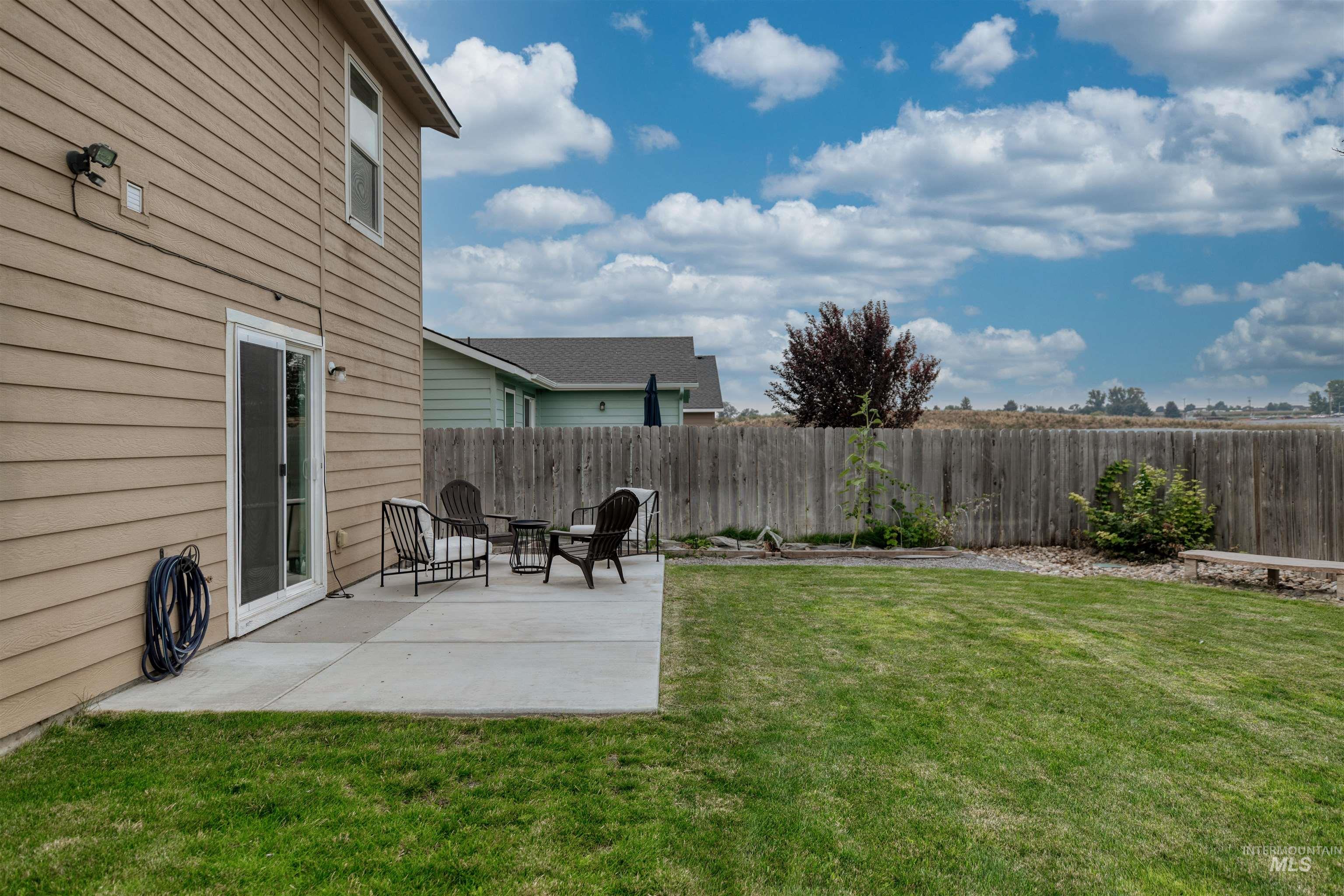 16309 Manatee Ave, Caldwell, Idaho 83607, 4 Bedrooms, 2.5 Bathrooms, Residential For Sale, Price $399,900,MLS 98997417