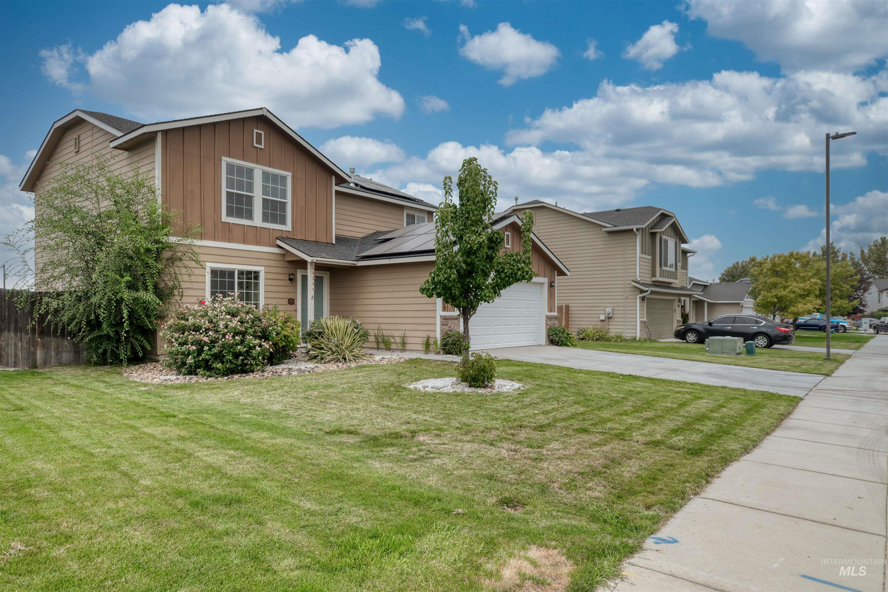 16309 Manatee Ave, Caldwell, Idaho 83607, 4 Bedrooms, 2.5 Bathrooms, Residential For Sale, Price $399,900,MLS 98997417