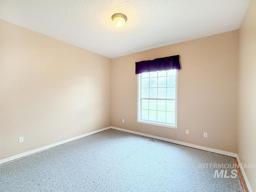 5875 Diamond Ridge Way, Nampa, Idaho 83686, 3 Bedrooms, 2.5 Bathrooms, Residential For Sale, Price $806,400,MLS 98997420