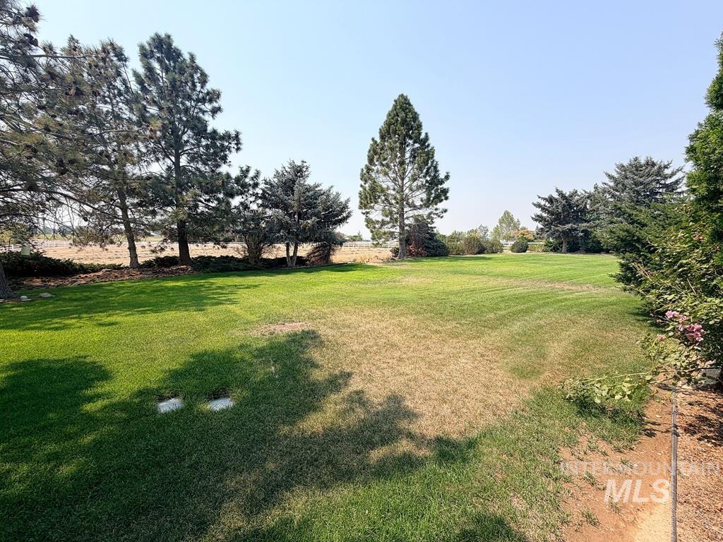 5875 Diamond Ridge Way, Nampa, Idaho 83686, 3 Bedrooms, 2.5 Bathrooms, Residential For Sale, Price $806,400,MLS 98997420