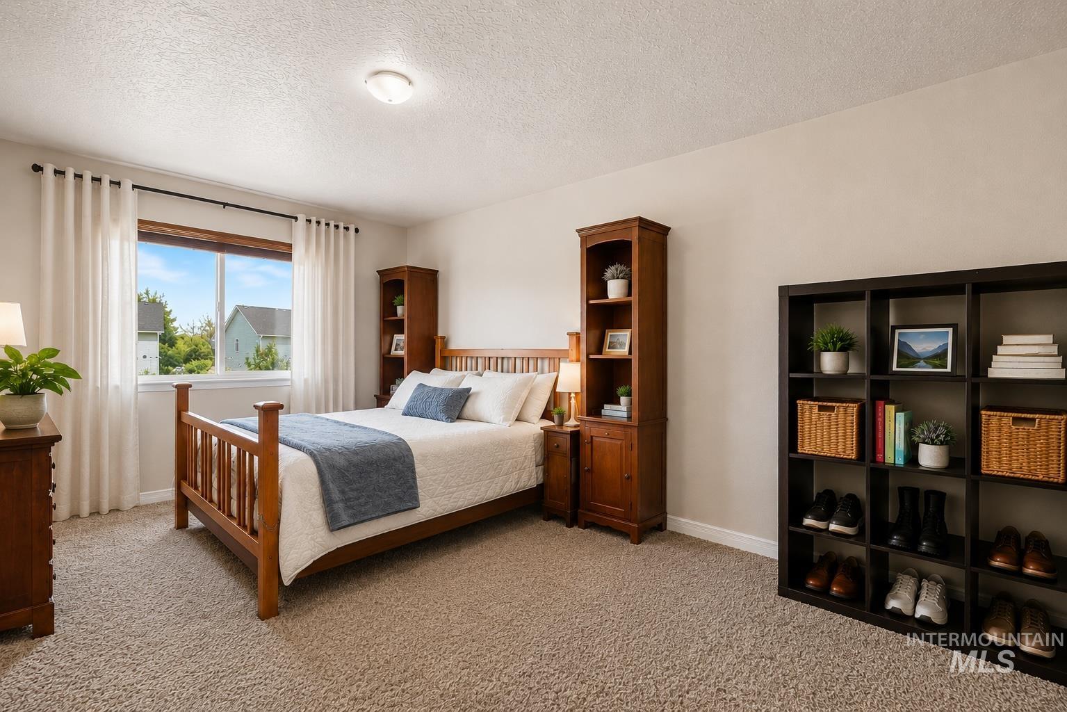 20164 Colebrook Ave, Caldwell, Idaho 83605, 5 Bedrooms, 2.5 Bathrooms, Residential For Sale, Price $415,000,MLS 98997421
