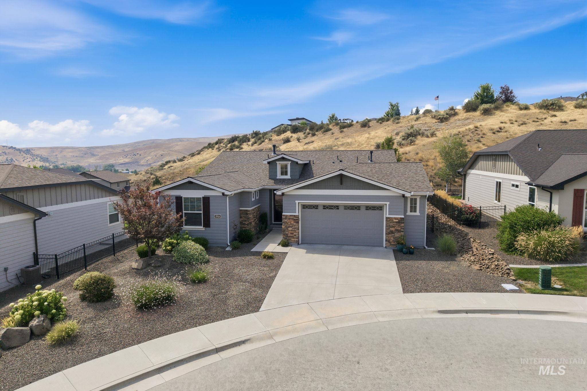 18859 N Summer Place, Boise, Idaho 83714, 3 Bedrooms, 2 Bathrooms, Residential For Sale, Price $669,900,MLS 98997423