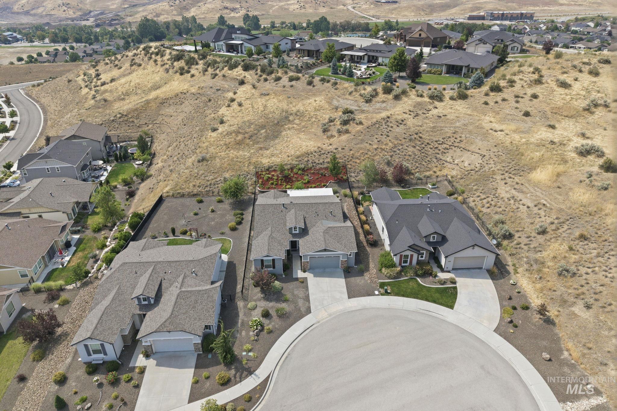 18859 N Summer Place, Boise, Idaho 83714, 3 Bedrooms, 2 Bathrooms, Residential For Sale, Price $669,900,MLS 98997423