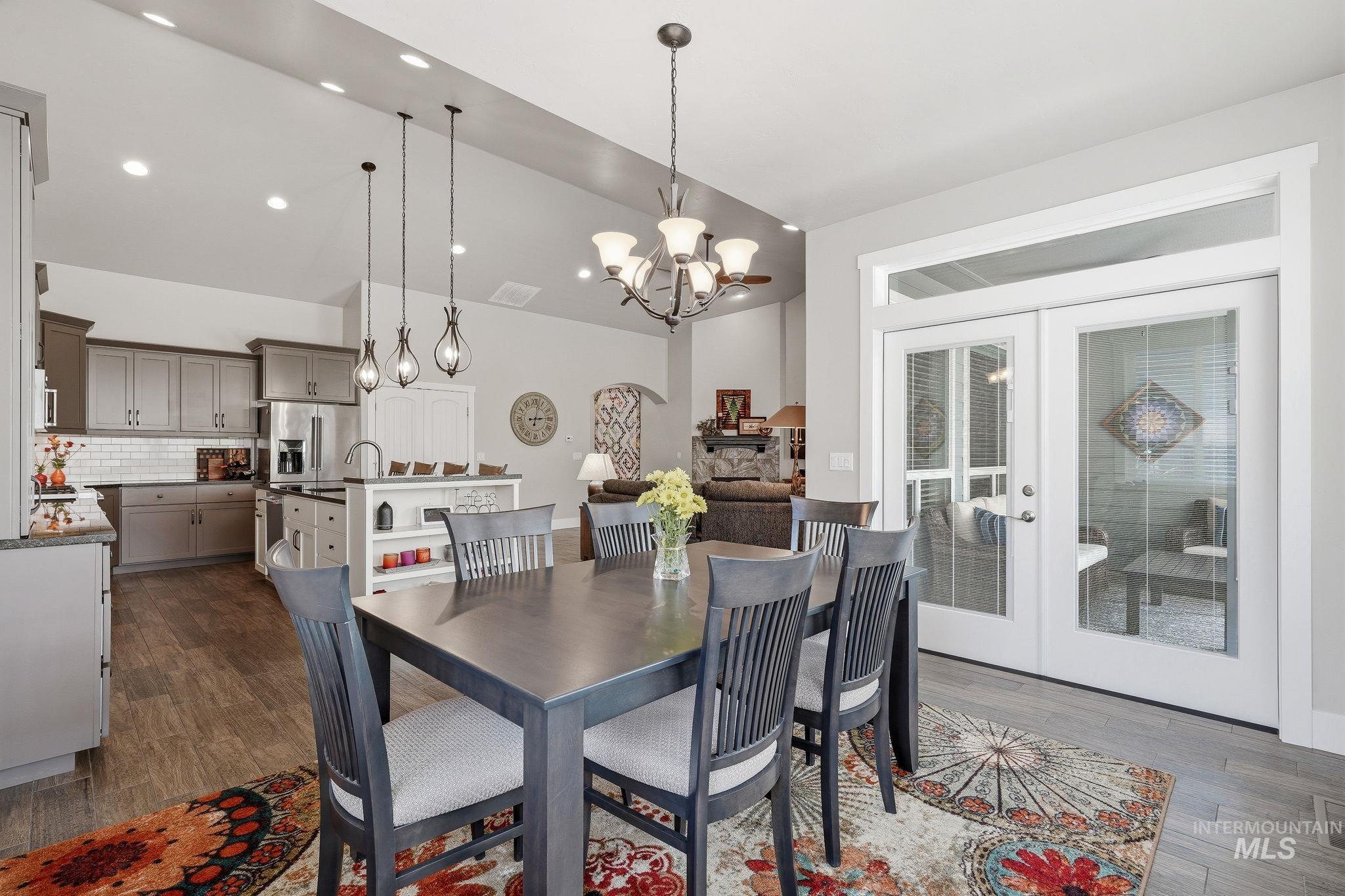 18859 N Summer Place, Boise, Idaho 83714, 3 Bedrooms, 2 Bathrooms, Residential For Sale, Price $669,900,MLS 98997423