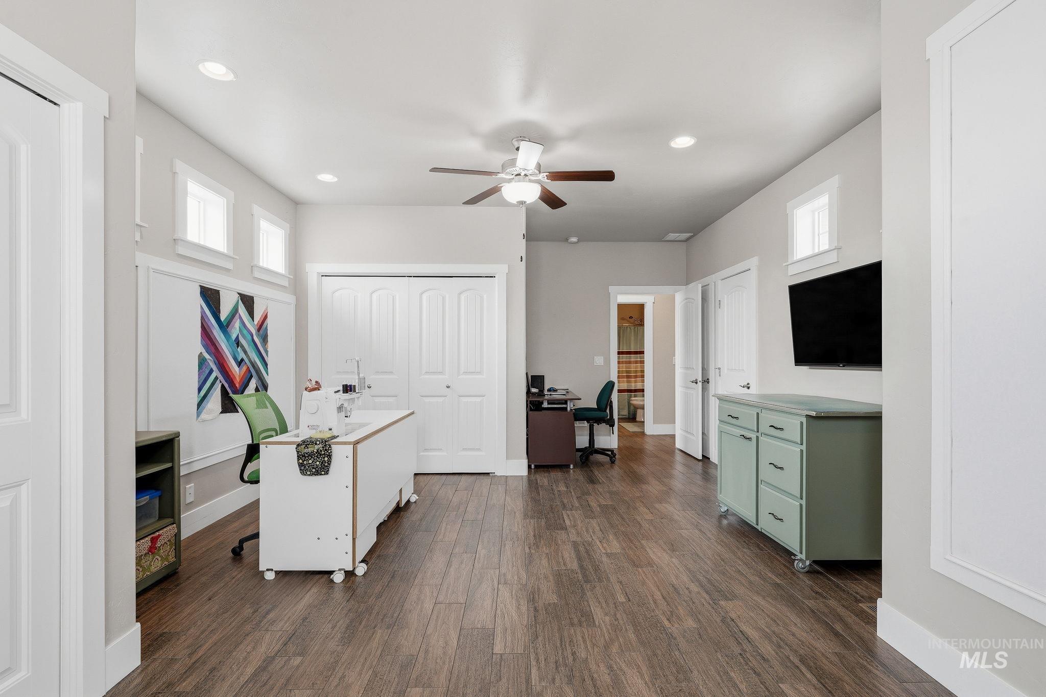 18859 N Summer Place, Boise, Idaho 83714, 3 Bedrooms, 2 Bathrooms, Residential For Sale, Price $669,900,MLS 98997423