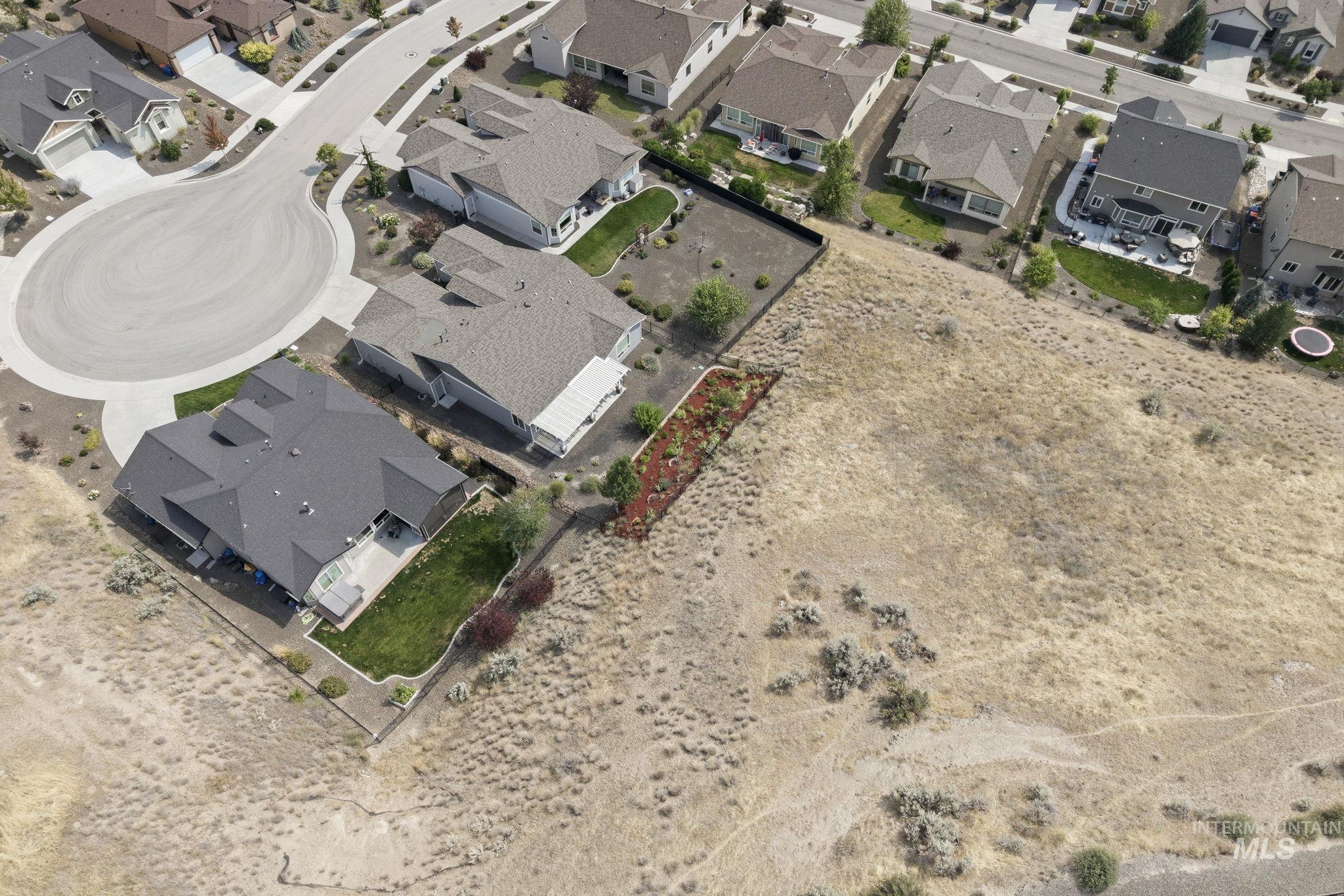 18859 N Summer Place, Boise, Idaho 83714, 3 Bedrooms, 2 Bathrooms, Residential For Sale, Price $669,900,MLS 98997423