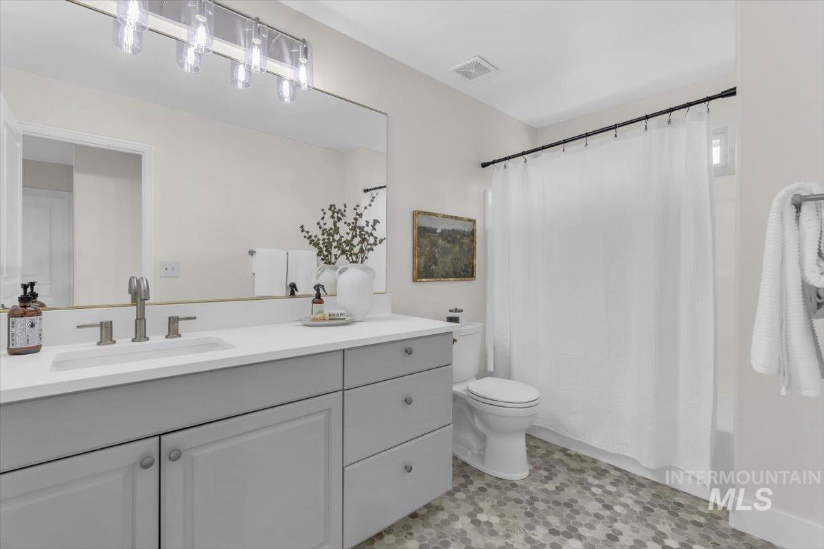 13248 W Annabrook Drive, Boise, Idaho 83713, 4 Bedrooms, 2.5 Bathrooms, Residential For Sale, Price $700,000,MLS 98997424
