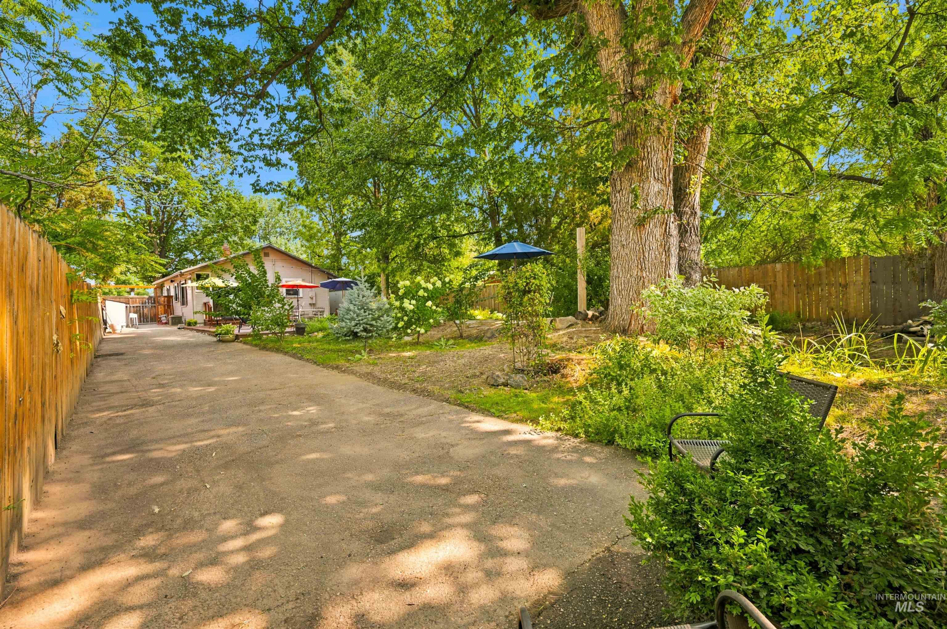 4911 W Gage St, Boise, Idaho 83706, 2 Bedrooms, 1.5 Bathrooms, Residential For Sale, Price $379,000,MLS 98997426