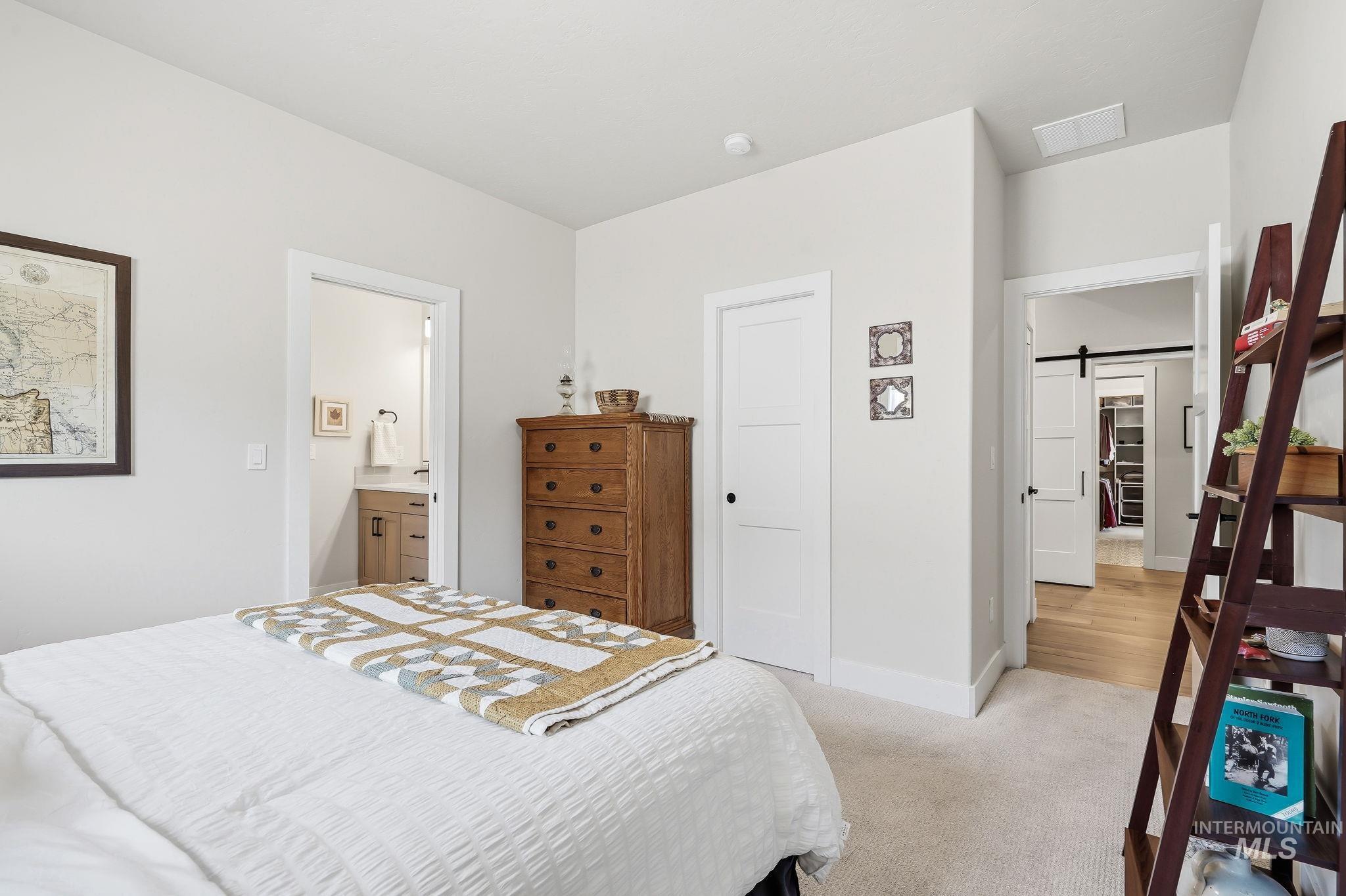 5553 S Snowshoe Place, Boise, Idaho 83709, 3 Bedrooms, 2.5 Bathrooms, Residential For Sale, Price $795,000,MLS 98997428